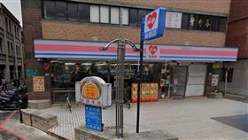 全台首家萊爾富迪化街熄燈 圖/翻攝自google maps