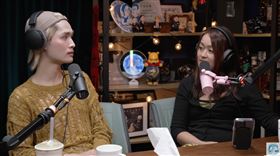 ▲鍾明軒接受百靈果專訪。（圖／翻攝自YouTube-百靈果News頻道）

