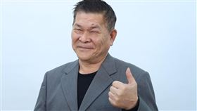 鄭進一出道40年首度唱進高雄「藍寶石」再添秀場傳奇，與徒弟澎恰恰因藍寶石再同台憶秀場傳承。（圖／高雄流行音樂中心提供）