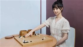 黑嘉嘉的圍棋教室遭爆因為違規而被勒令停業。（圖／翻攝自黑嘉嘉臉書）