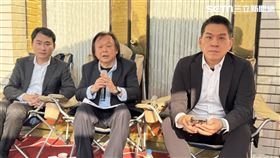 ▲民進黨立委在議場前排班。（圖／記者詹宜庭攝影）