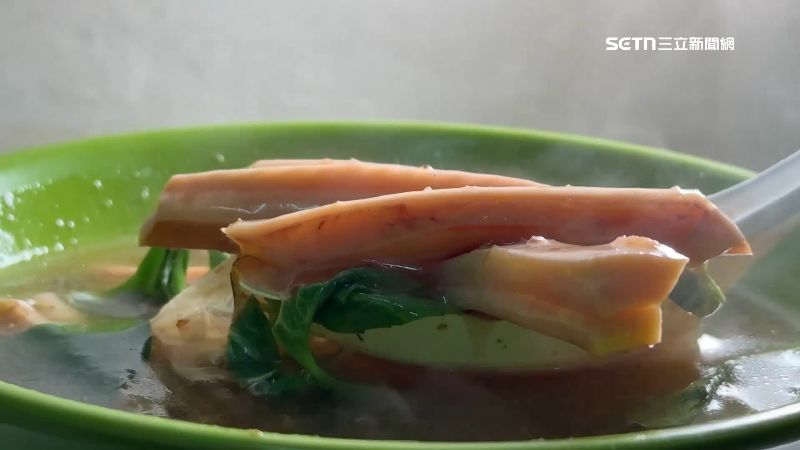 獨／魷魚量減成本破百元　業者：不敢漲價