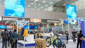 ▲2025 TAIPEI CYCLE以Ride the Revolution展示四大核心，包含創新動能、永續前行、騎行生態圈及智慧騎乘。(貿協提供) 