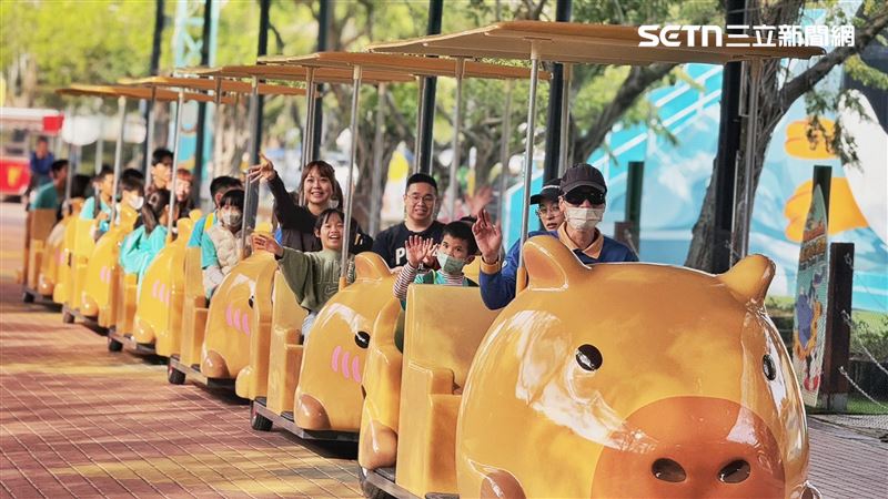 連假玩翻頑皮世界　動物遊行嘉年華登場了