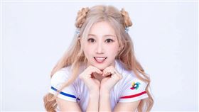 富邦悍將啦啦隊「Fubon Angels」成員秀秀子今年續任大隊長一職。（圖／翻攝自臉書）