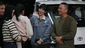 金曲歌后曹雅雯（左），首度與邰智源搭檔主持。（圖／公視台語台提供）