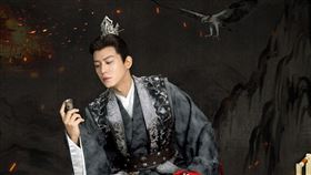 陳楚河挑戰「狠戾太子爺」，連母親都說角色很適合。（圖／中天娛樂台提供）