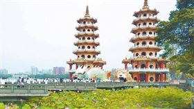 跌蓮池潭命危高雄婦身分曝！竟是失聯人口