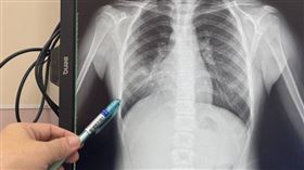 醫師提醒，大甲媽祖即將展開遶境，家長若要帶孩子參與，口罩要戴緊、戴好，洗手消毒，避免病毒感染。（圖／翻攝畫面）