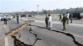緬甸強震造成死傷慘重。（圖／美聯社／達志）