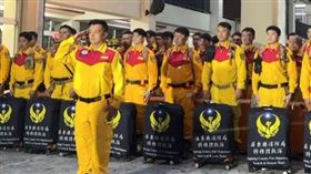 緬甸地震　屏東40人搜救隊清晨整裝出發。圖/周春米臉書