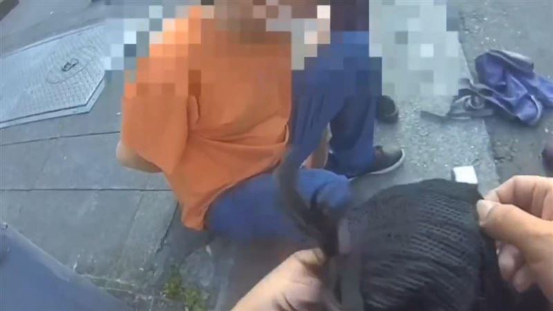 詭異男戴假髮見警落跑！遭打臉被逮身分曝