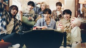 BOYNEXTDOOR因強震緊急取消3月29日在泰國曼谷的演唱會。（圖／翻攝自微博）