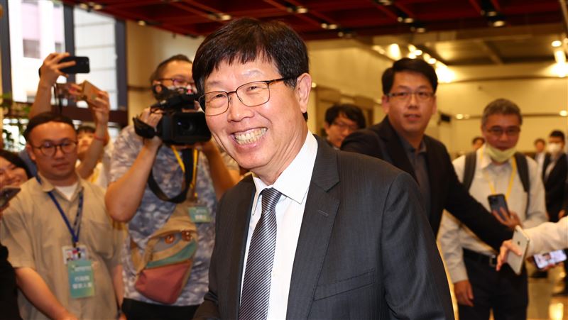 先砸4億！鴻海增資取得「這家」股權