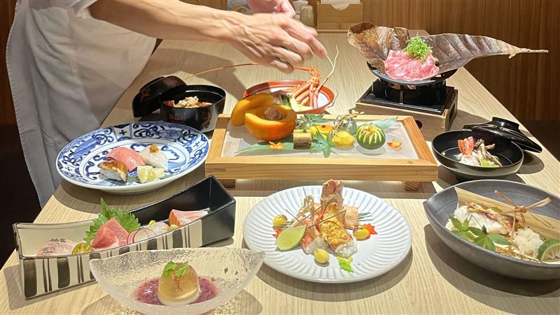 吃到一半地震！26桌沒付錢 曼谷1餐廳慘賠