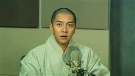 李昇基《精奇大家庭》。（圖／車庫娛樂提供）