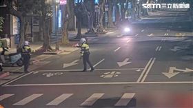 ▲北市陳姓超商店員酒後騎車行經重慶南路遭警方查獲。（圖／翻攝畫面）