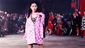 內內初登場直呼十分緊張。