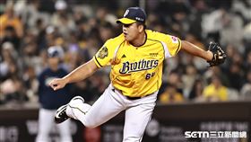 ▲中職36年，中信兄弟第2任投手黃恩賜。（圖／記者劉彥池攝影）