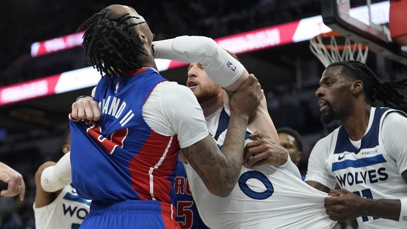 NBA集體爆鬥毆大亂鬥　灰狼活塞7人遭驅逐