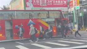 交通車,竹北,學生,上學（圖／翻攝自竹北大小事）