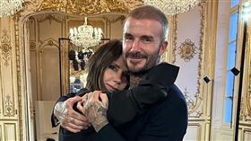 貝克漢和維多利亞經歷風雨。（圖／貝克漢IG）