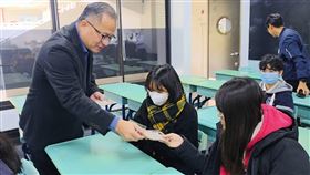 烏日分局長揭「直搗詐團經歷」高校生大讚