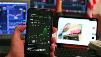 台股挫906點　投顧：清明連假前賣壓仍重