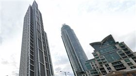 會計師購買一棟位在精華區的預售豪宅，交屋後控訴建物內部和宣傳時不同。（圖／翻攝自Google街景）