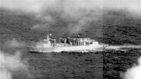 ▲RF-16監控中共901型快速戰鬥支援艦（圖／國防部提供）