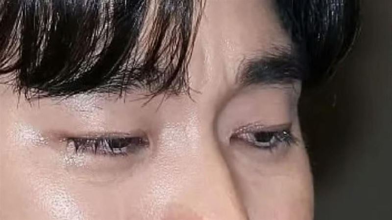 網跪求金秀賢眼線筆！37分鐘爆哭沒掉妝