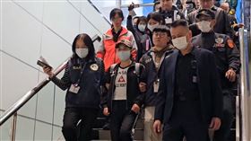 小微,武統,機場,中配,中國人（圖／翻攝畫面）