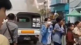緬甸瓦城地震，房屋倒塌（圖／讀者提供）