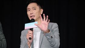 謝祖武對兒子很嚴格。（圖／記者鄭孟晃攝影）