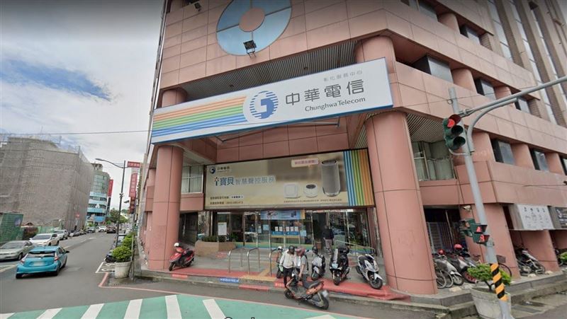 大盤震盪　防禦股王者中華電營收強