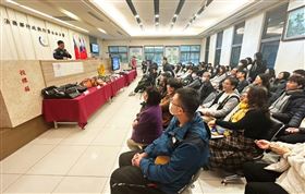 ▲士林分署拍賣會盛況。（圖／翻攝畫面）