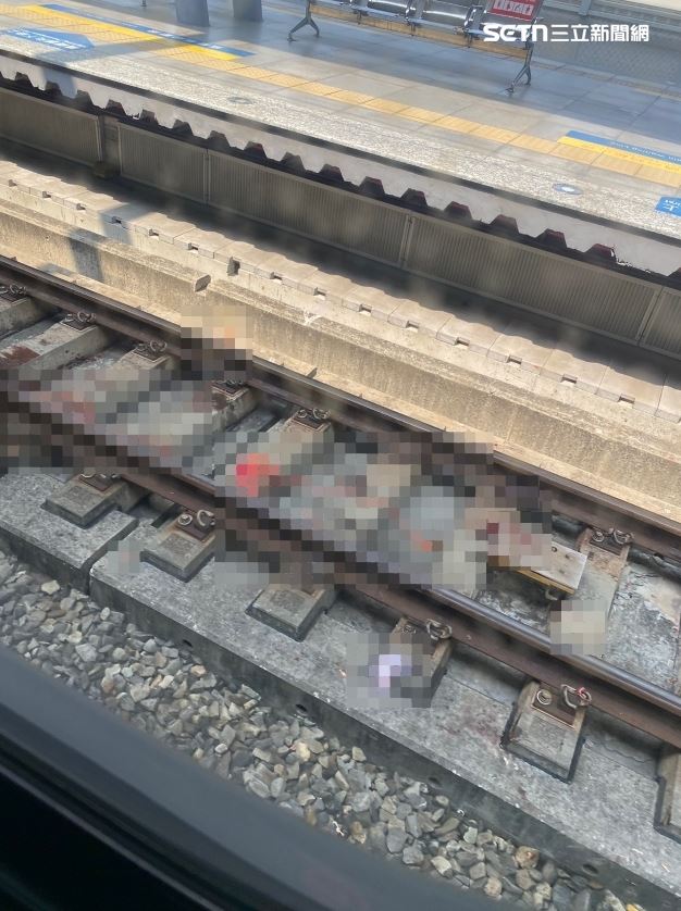 台中60歲男子落軌遭火車撞擊，當場臟器外露死亡。（圖／民眾提供）
