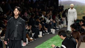 SEVENTOEIGHT走秀成員，左至右為柏佑、美祥。（圖／天空娛樂提供）