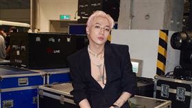 ØZI疑似被瘦子點名。（圖／翻攝自ØZI IG）