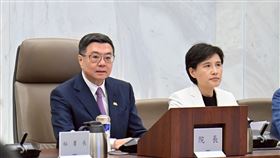 行政院長卓榮泰今(1)日主持臨時院會通過警察人事條例覆議案。（圖／行政院提供)