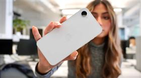 傑昇通信苗栗光復門市開幕，iPhone 16e史上最低19,500元！傑昇通信全台門市同步降價。（圖／品牌業者提供）