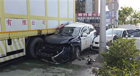 龍潭,開槍,員警,警車,攔檢（圖／翻攝畫面）