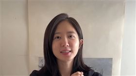 洪詩帶女兒求助知名的皮膚科醫生才情況好轉。（圖／翻攝自洪詩IG）