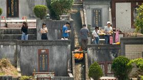 清明節、掃墓　示意圖／CTWANT