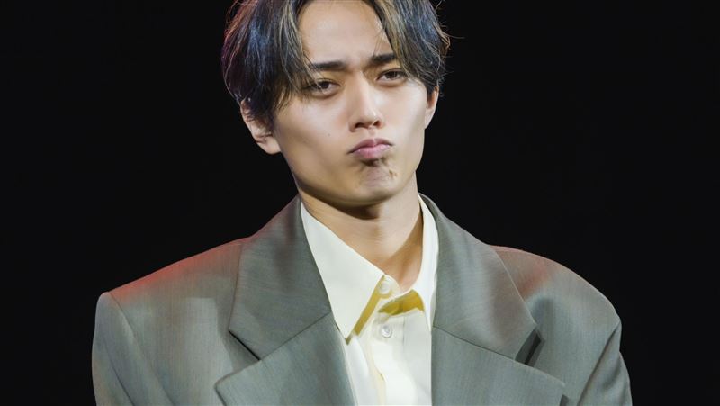 男星演出前失蹤沒上台　主持人：他不見了