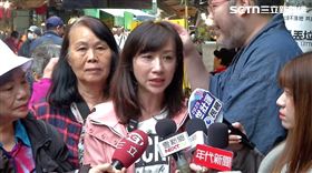 ▲許淑華、四叉貓現身街頭為罷免徐巧芯二階連署加溫。（圖／翻攝畫面）