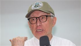 退役將領將辦「大路跑大縱走」反共護台（3）「退役將領挺身反共護台－大路跑大縱走」記者會1日上午在台大校友會館舉行，前聯電董事長曹興誠（圖）出席與會並致詞。中央社記者吳家昇攝  114年4月1日