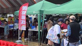 「人民是頭家」宣講台中登場  周邊罷免連署踴躍民進黨「人民是頭家」政策宣講會15日登場，首場開講從台中市出發，由於目前罷免連署行動已進入第2階段，多個罷免團體也到場設攤，不少民眾響應連署。中央社記者郝雪卿攝  114年3月15日