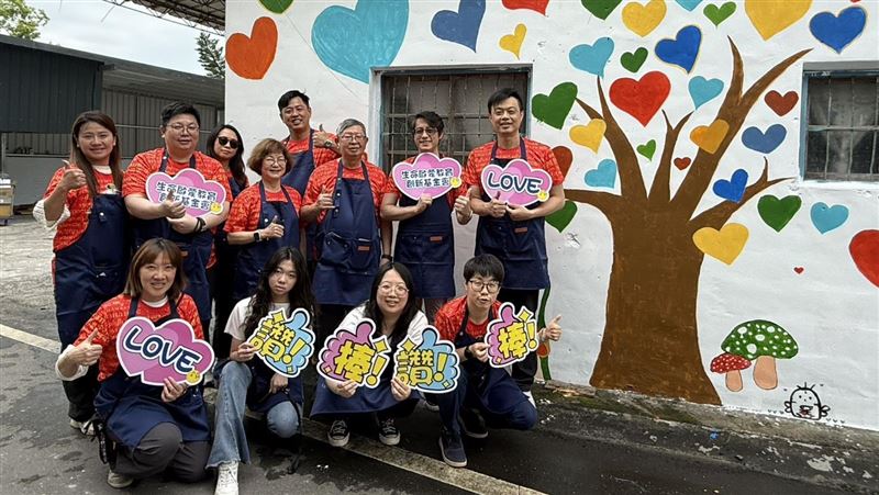 華德福攜手生命啟蒙　到原民部落公益彩繪
