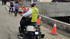 遭爆料騎機車未戴安全帽！彰化市長秒道歉